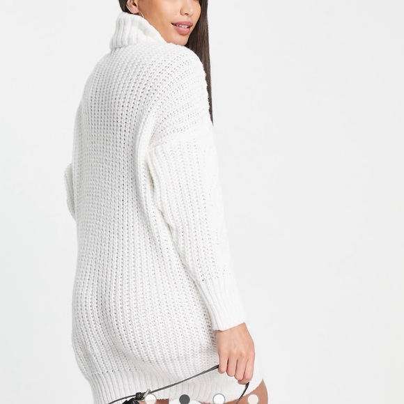 NWT- QED London turtle neck cable knit Sweater Dress - Picture 3 of 11